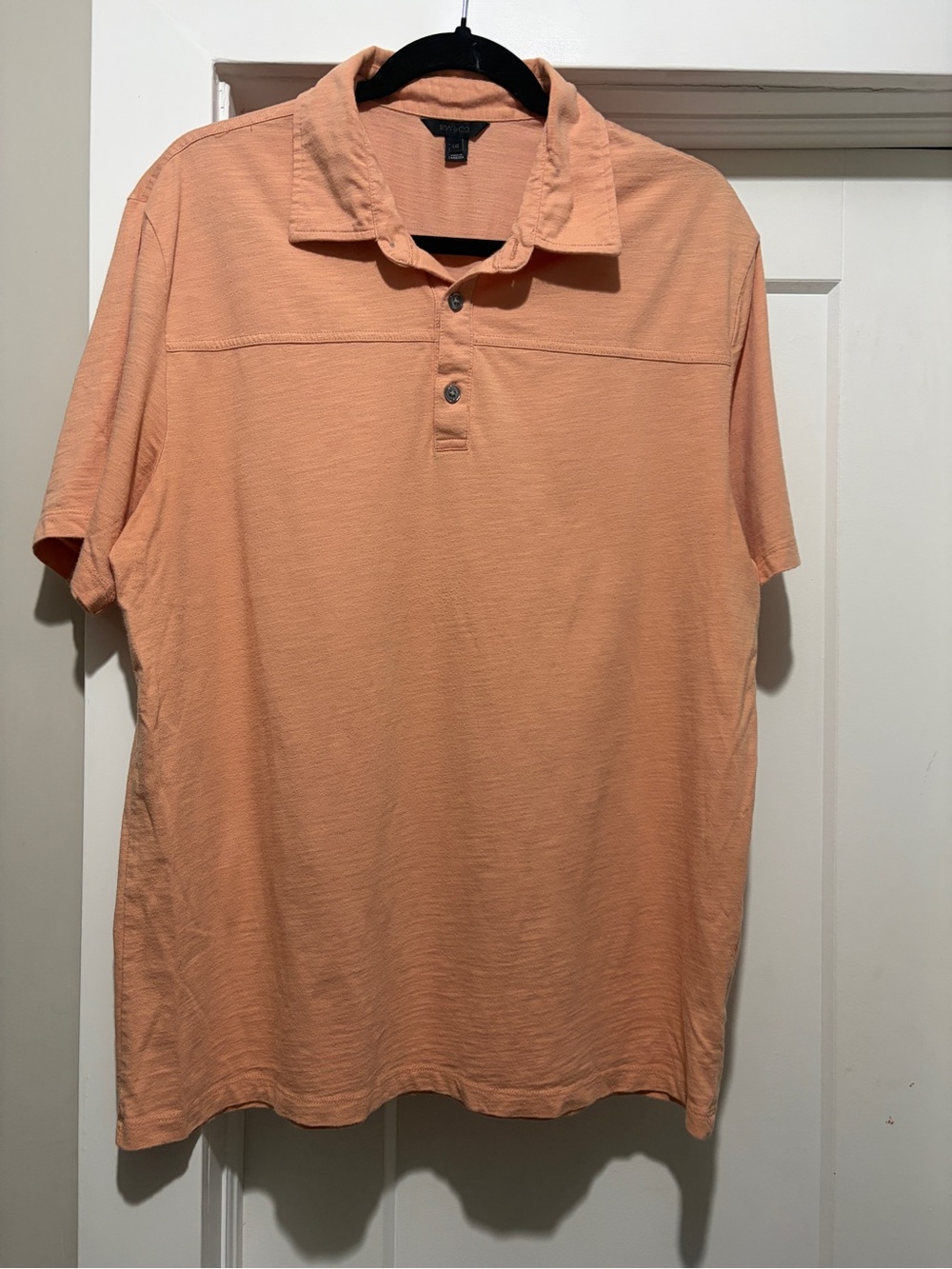RW&CO. Short-Sleeve Polo in Peach